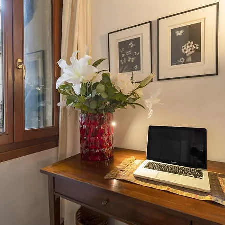 Amore - La Casa Di Paola Apartment *